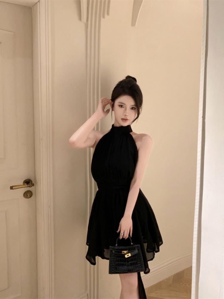 レース ワンピース ホルターネック優美レース ワンピース