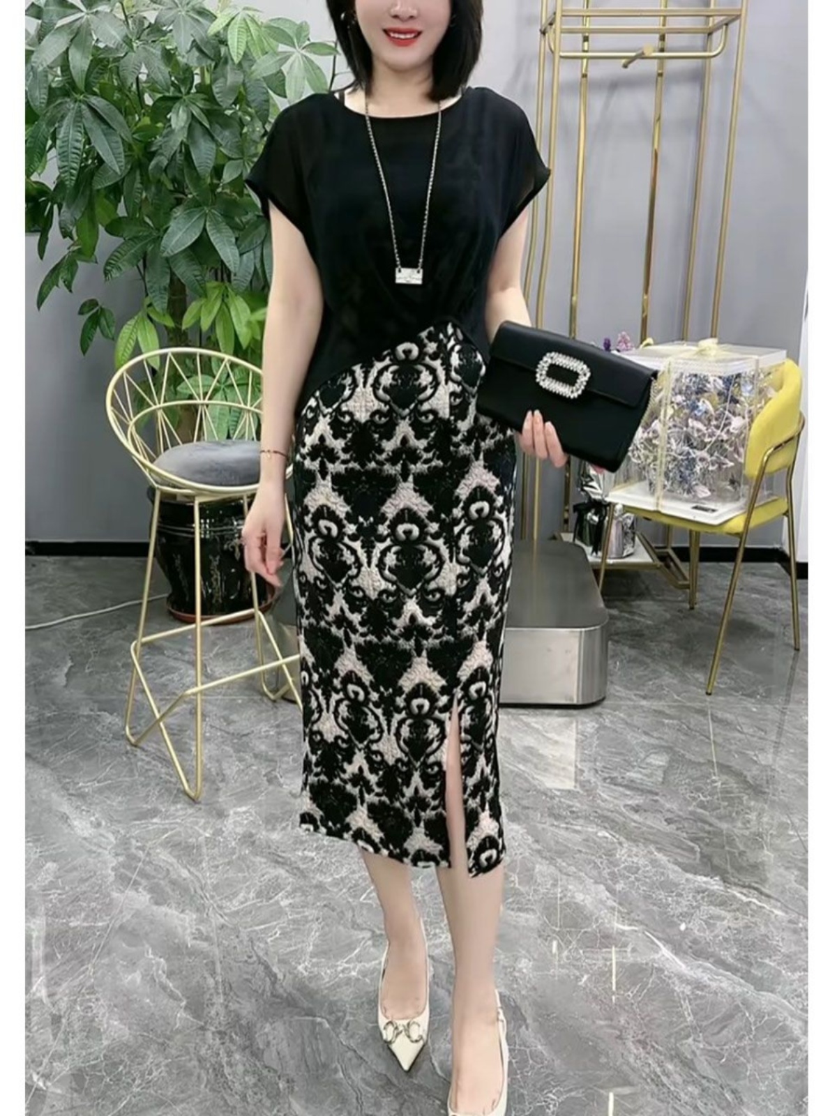 レース ワンピース 華麗な唐草模様レイヤードワンピース