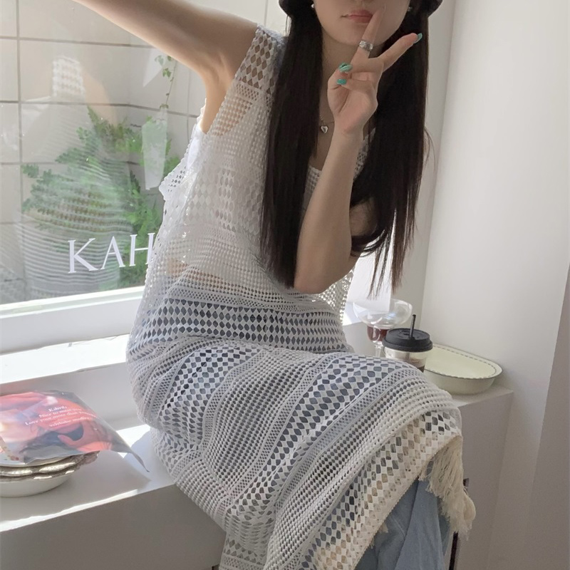 レース ワンピース 透かし編み裾フリンジキャミワンピース
