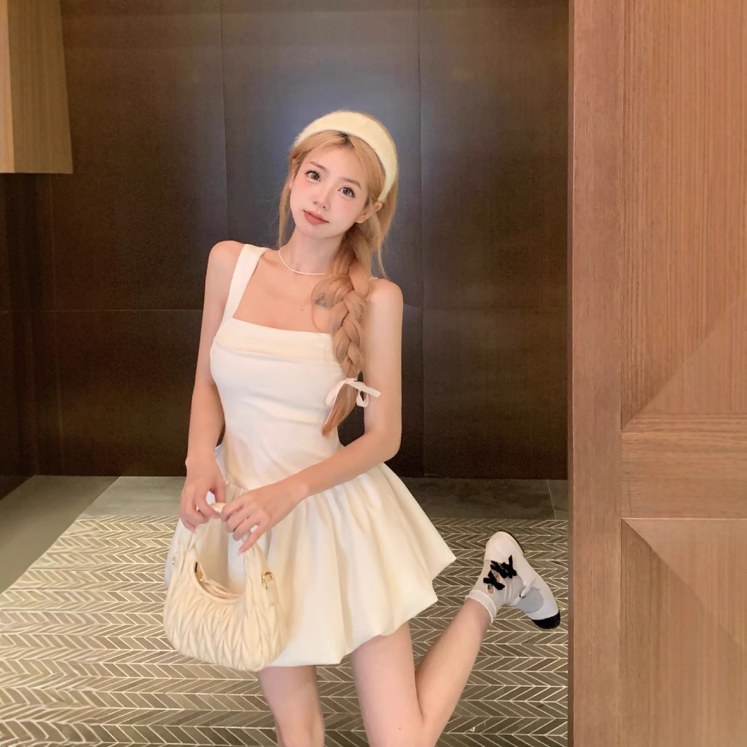 レース ワンピース 優美なフレアキャミワンピース