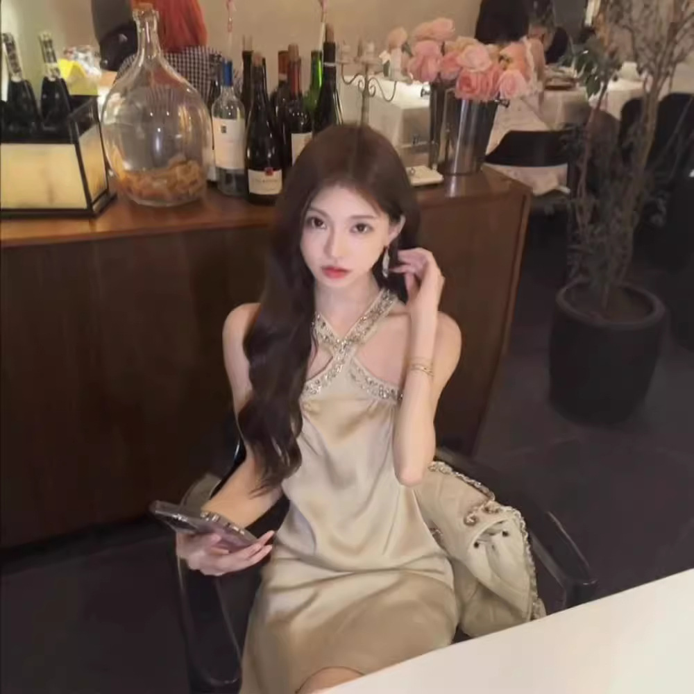 レース ワンピース 宝石クロスネック タイトワンピース