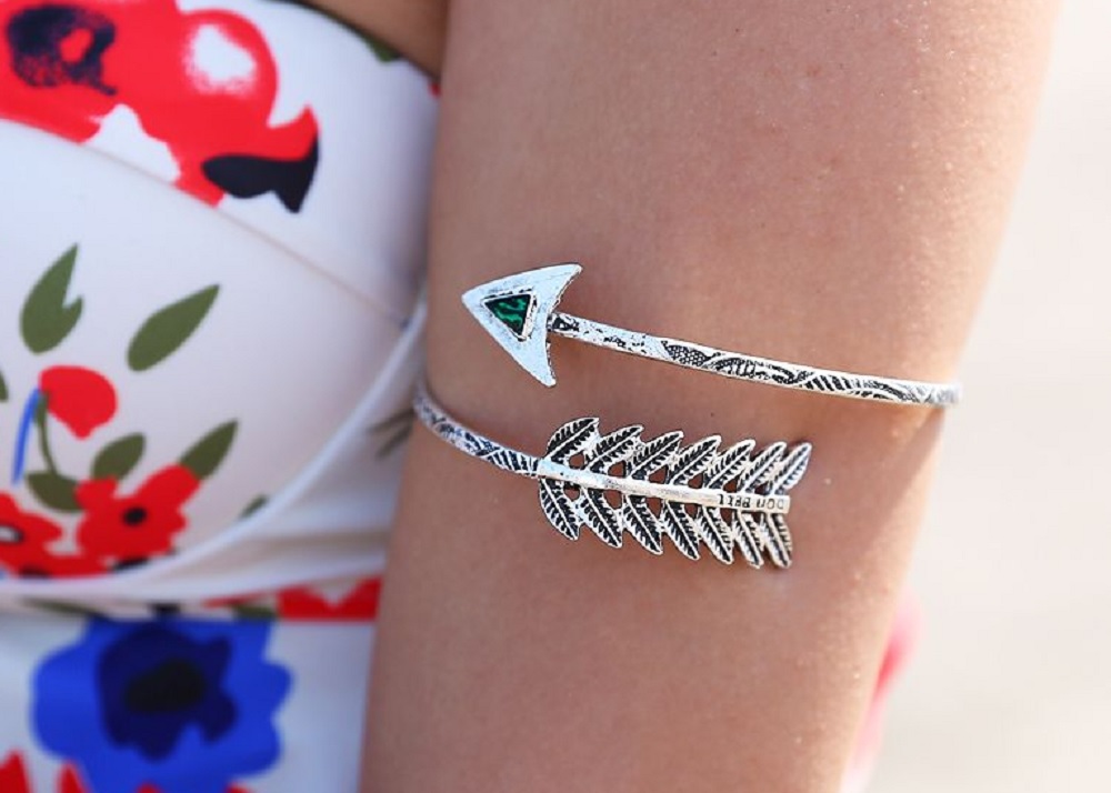 ブレスレットレディース 矢羽根モチーフ バングル レディース アクセサリー