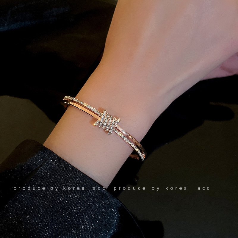 ブレスレットレディース 煌めき石シルバーブレスレット 女性用 上品な大人可愛い韓国風