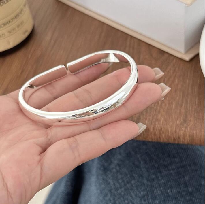 ブレスレットレディース シルバー個性的ブレスレット レディース シンプル腕輪アクセサリー