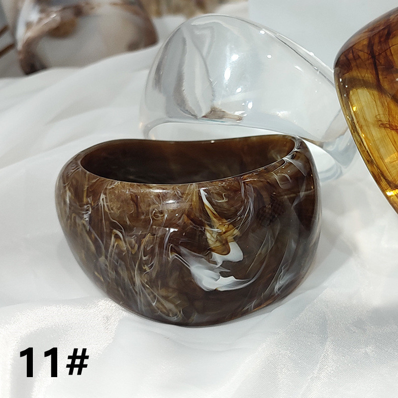 ブレスレットレディース アクリル製不規則円形バングル 軽量厚手レディース腕飾り