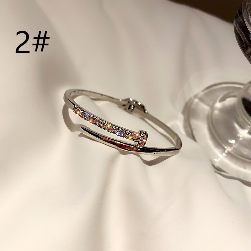 ブレスレットレディース 煌めき石シルバーブレスレット 女性用 上品な大人可愛い韓国風