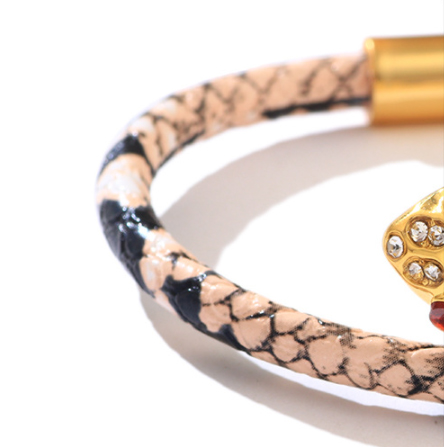 ブレスレットレディース ゴールド蛇モチーフブレスレット 合皮パイソン柄ラインストーン付き