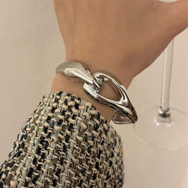 ブレスレットレディース チェーンモチーフ バングル 開口式 腕輪 レディース アクセサリー