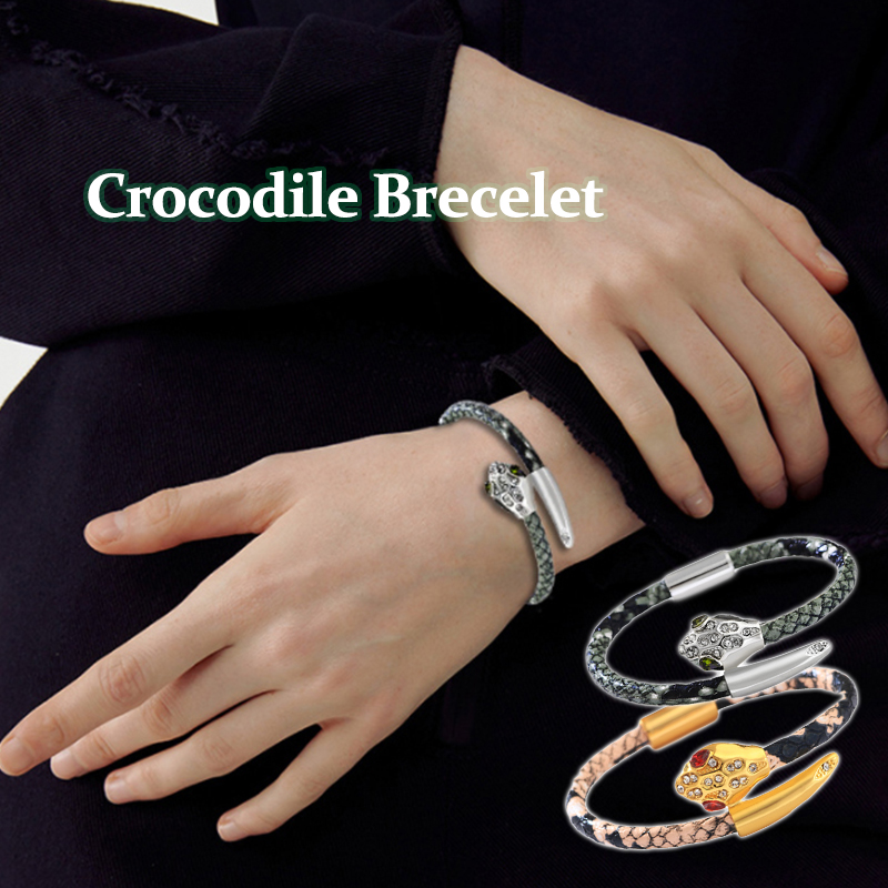 ブレスレットレディース ゴールド蛇モチーフブレスレット 合皮パイソン柄ラインストーン付き