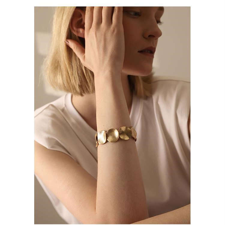 ブレスレットレディース ゴールド ブレスレット レディース 上品 個性的 高級感