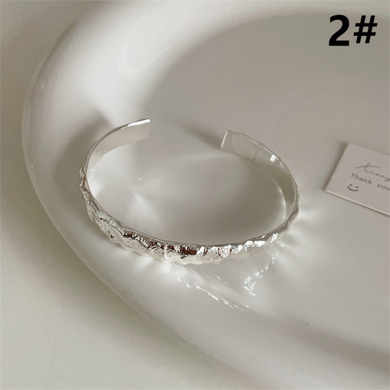 ブレスレットレディース 上品な凹凸デザインバングル レディース開口式高級感腕輪