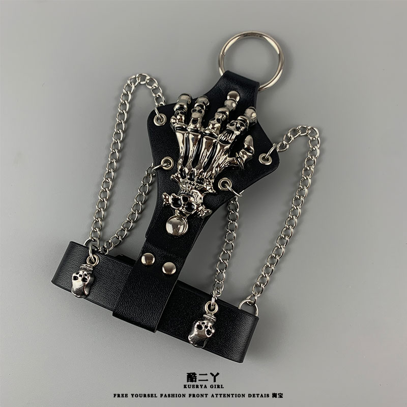 ブレスレットレディース 骸骨手型チェーン付きバングル黒革風舞台衣装