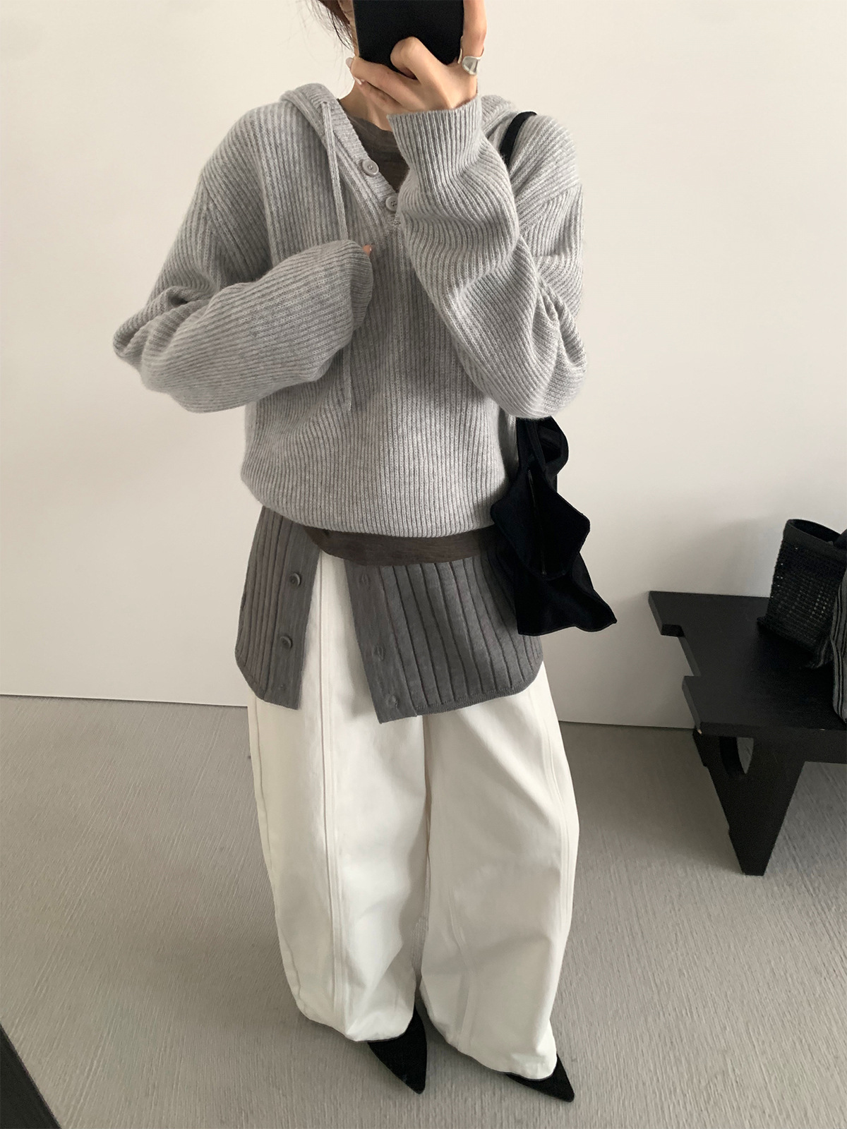 レディースカジュアルファッション 襟付きボタンデザインリブニットプルオーバー