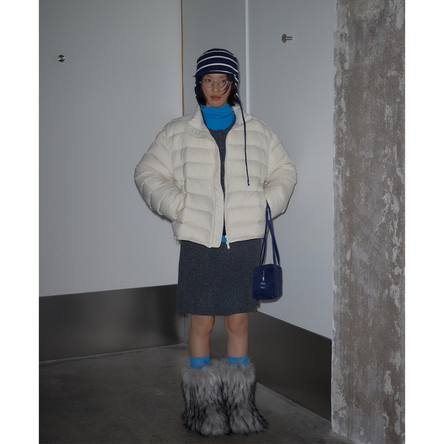 レディースカジュアルファッション ボリューム感たっぷり中綿入りショート丈ダウンジャケット