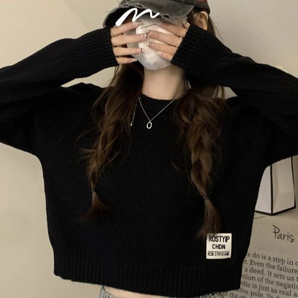 【レディースカジュアルファッション】ショート丈ゆるニットトップス｜トレンド感満点のこなれカジュアルな秋冬セーター