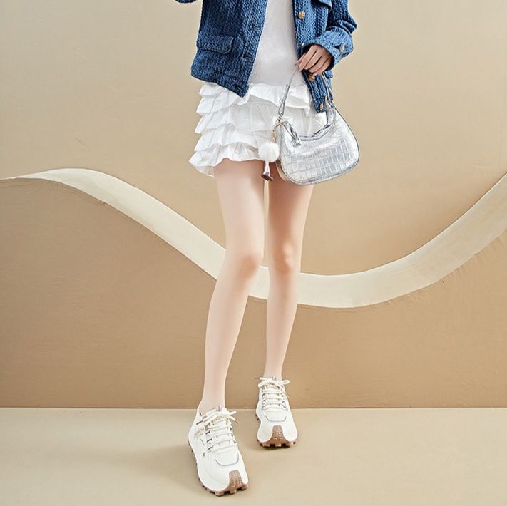 【レディースカジュアルファッション】厚底×軽量｜快適フィットのランニング風デザイン