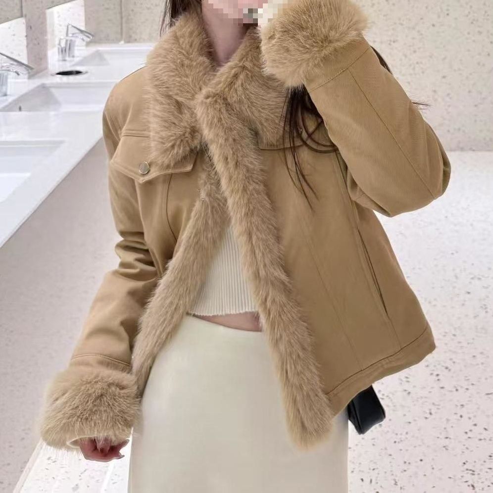 レディースカジュアルファッション ボリュームファー襟付きショート丈ジャケット