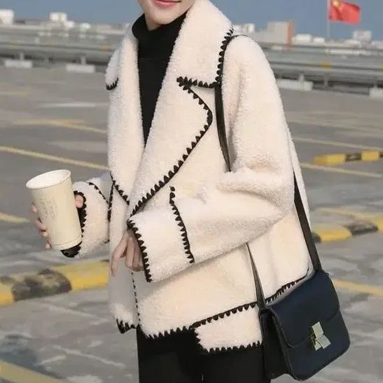 【レディースカジュアルファッション】スーツ襟×ふんわりボア｜上品モコモコショートジャケット