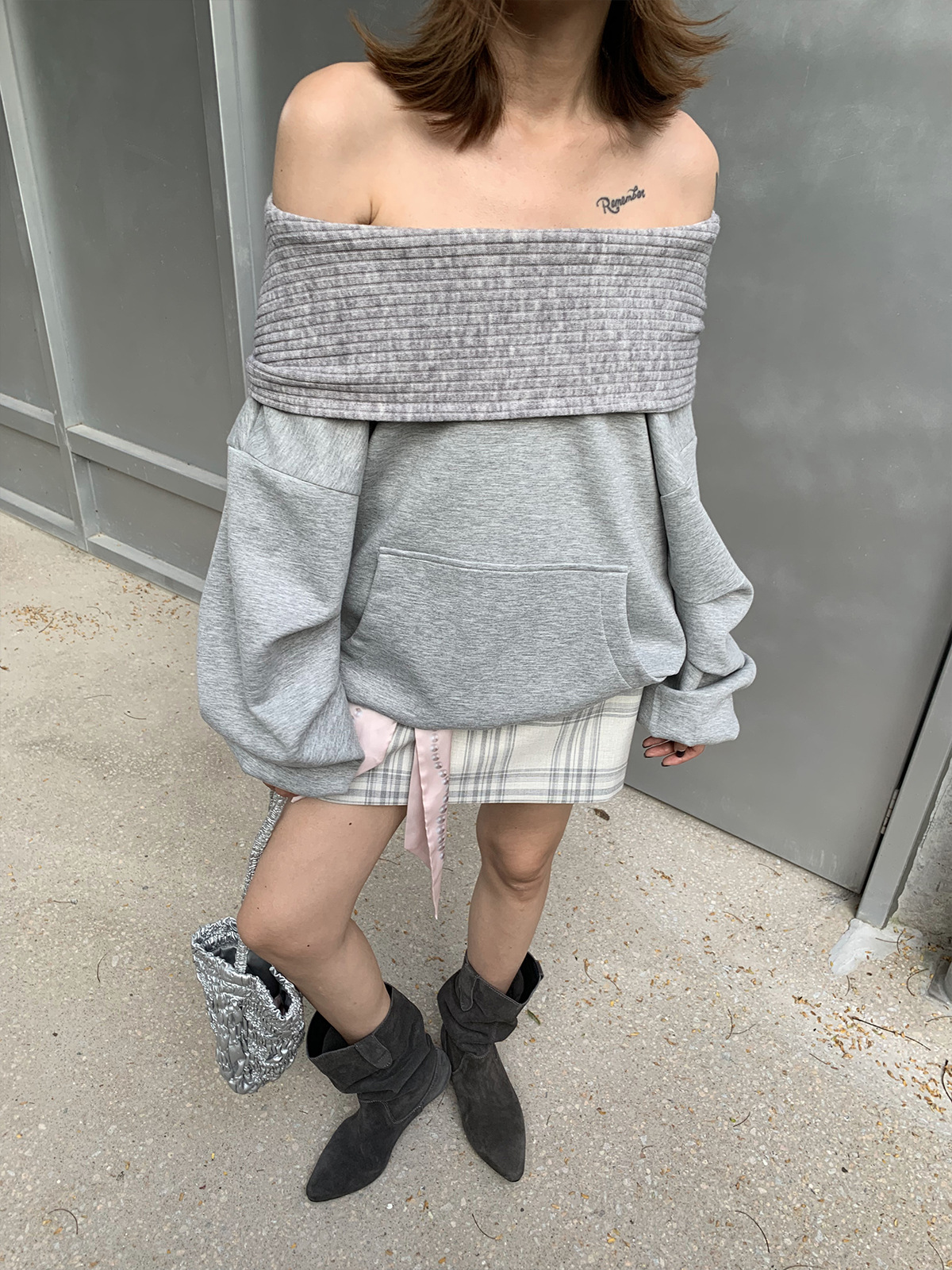 レディースカジュアルファッション リブ切替オフショルダースウェットトップス