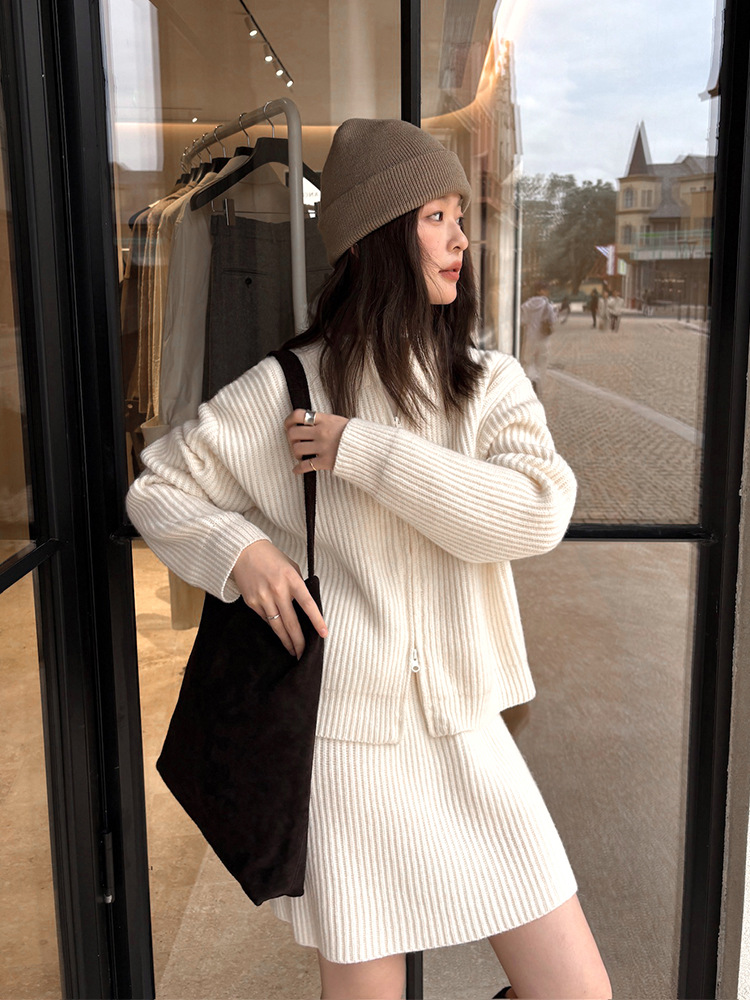 レディースカジュアルファッション リブ編みニットカーディガン台形ミニスカートセットアップ