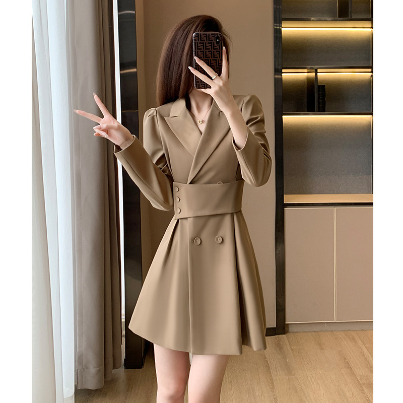 https://fulmo-img-server.com/ladies-casual-room/6f8b5a43-a5b5-4012-9b13-91d6149be6cf.jpg