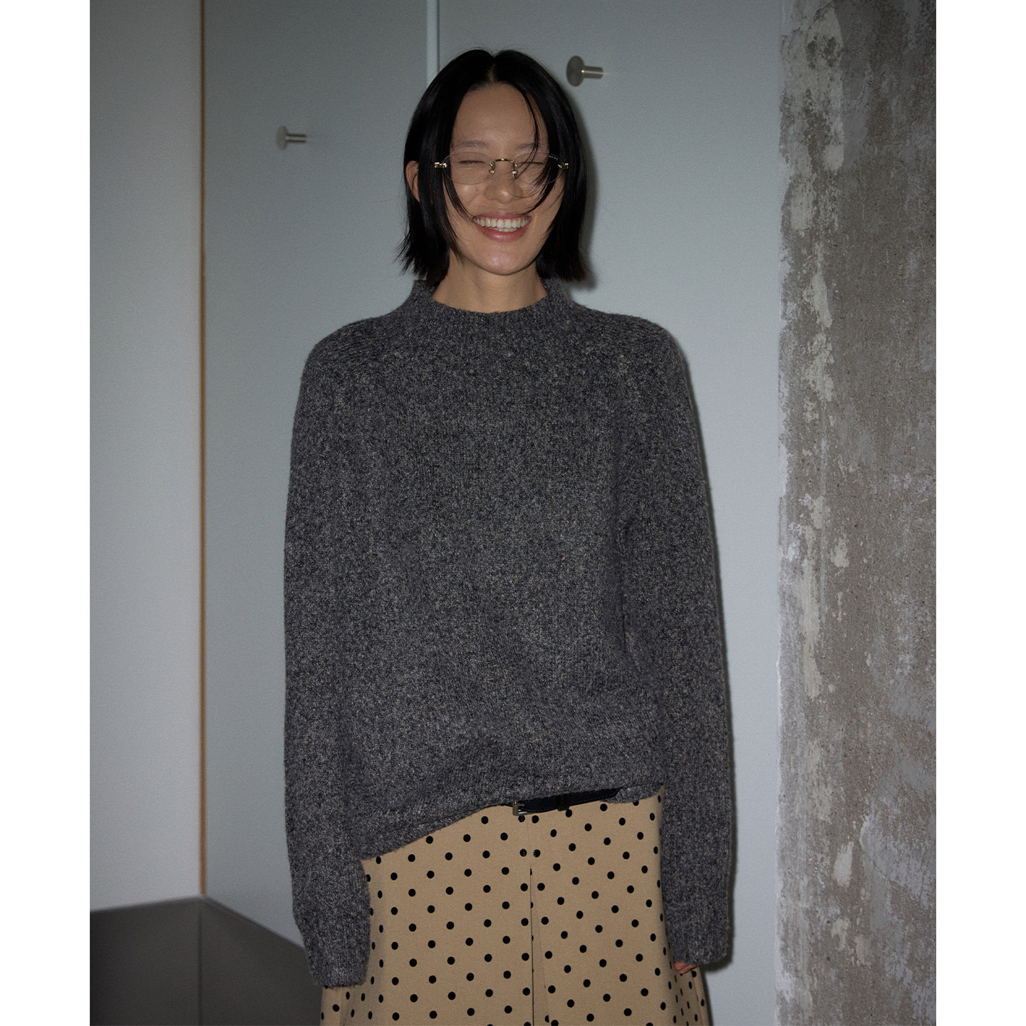 レディースカジュアルファッション ファー付き配色ニットプルオーバー