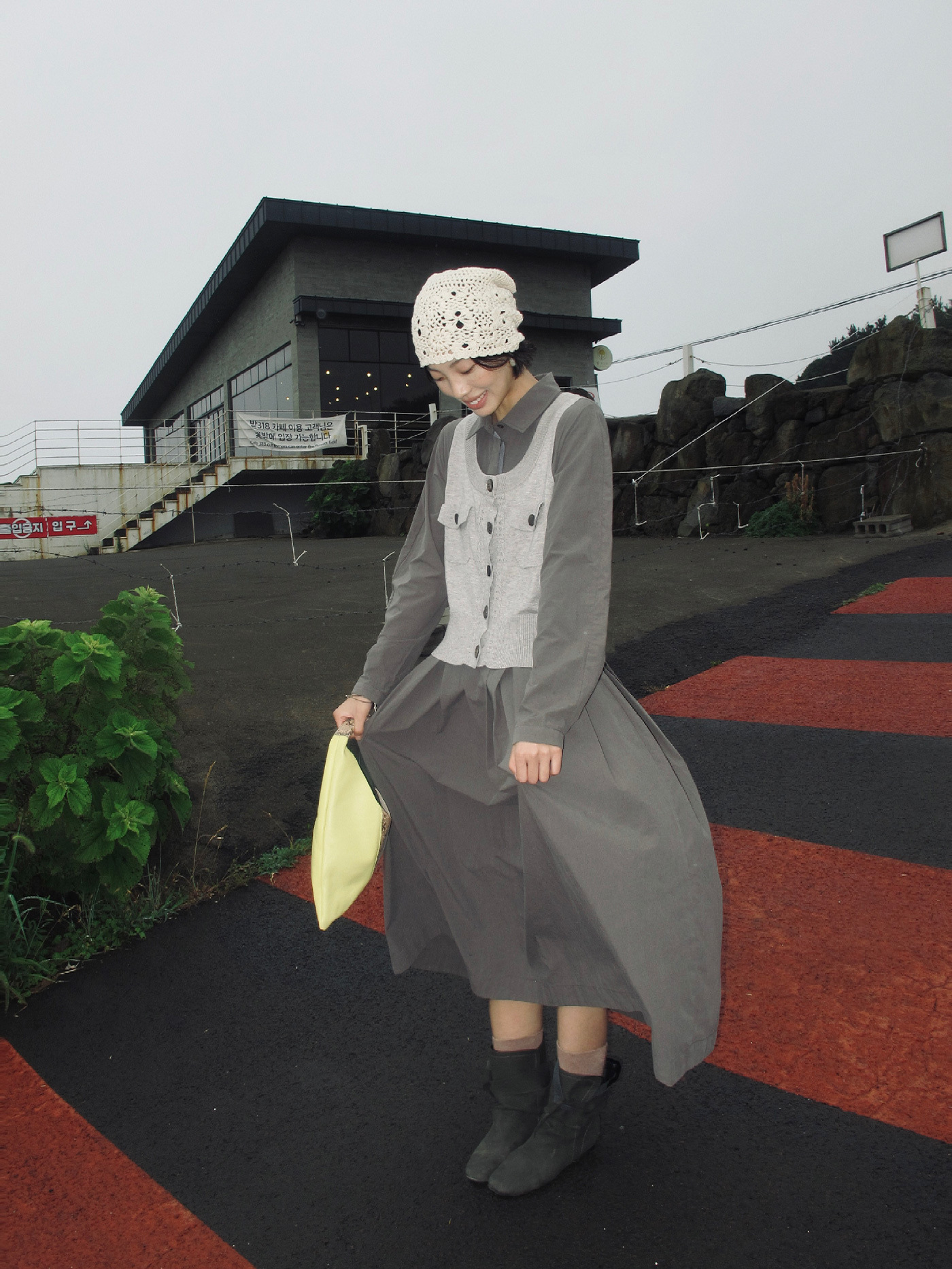 レディースカジュアルファッション ベスト付き長袖ワンピース重ね着風