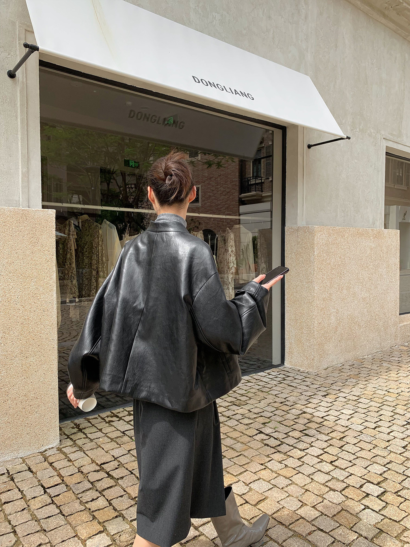 レディースカジュアルファッション 上品ノーカラー合成レザージャケット