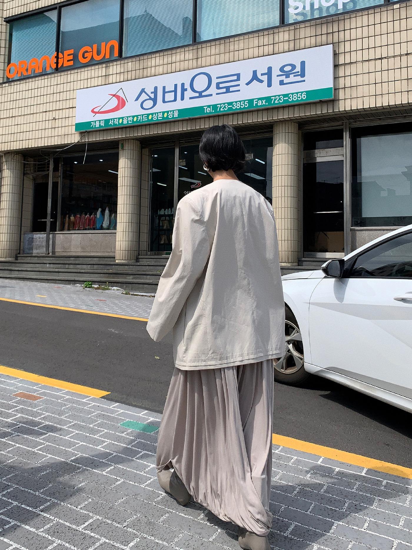 レディースカジュアルファッション ナチュラルリネン混ノーカラーテーラードジャケット