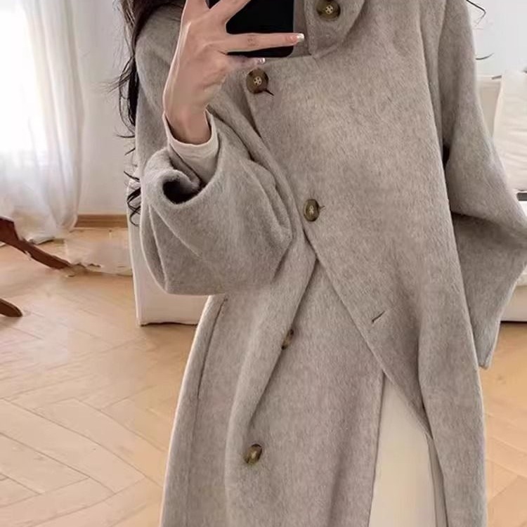 レディースカジュアルファッション ゆったりシルエット ダブルボタン ロング丈コート