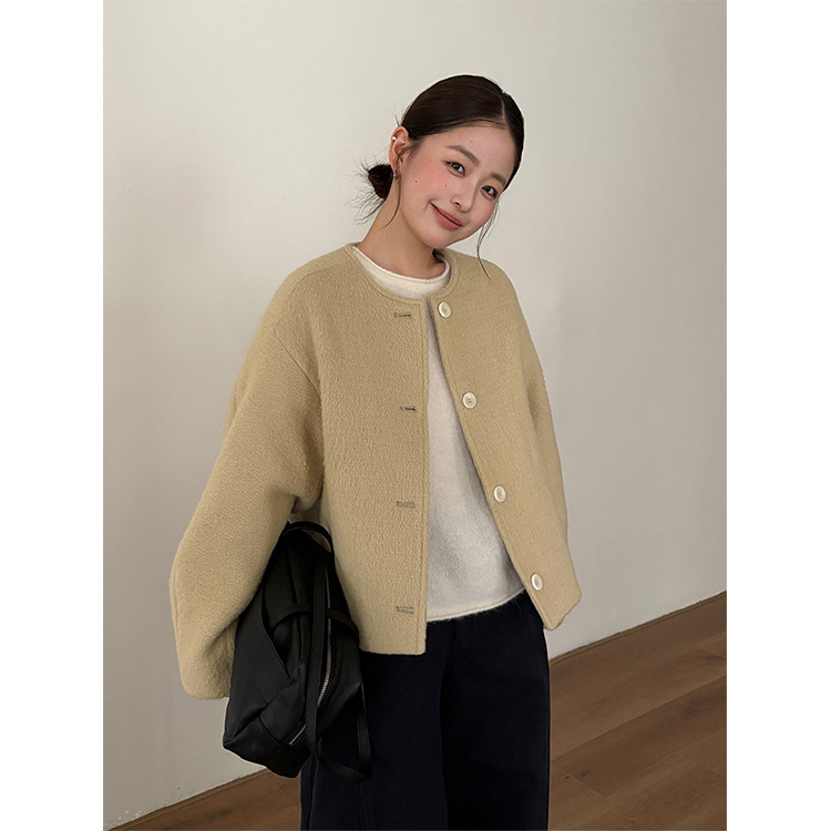 レディースカジュアルファッション 丸首ノーカラーボアショートジャケット