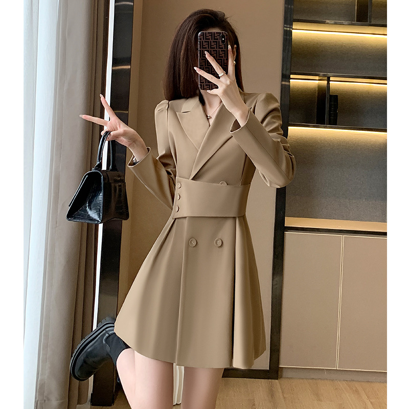 https://fulmo-img-server.com/ladies-casual-room/ac6b9e6e-49b5-4f8d-bc27-2fbd27c1c841.jpg