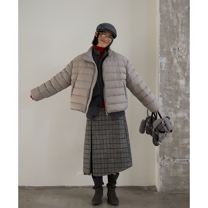 レディースカジュアルファッション ボリューム感たっぷり中綿入りショート丈ダウンジャケット