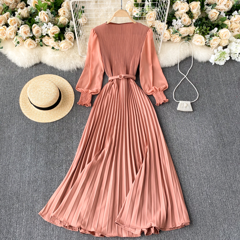 https://fulmo-img-server.com/ladies-casual-room/b6f98a0c-4b03-4a53-b456-f795ac7ce94b.jpg