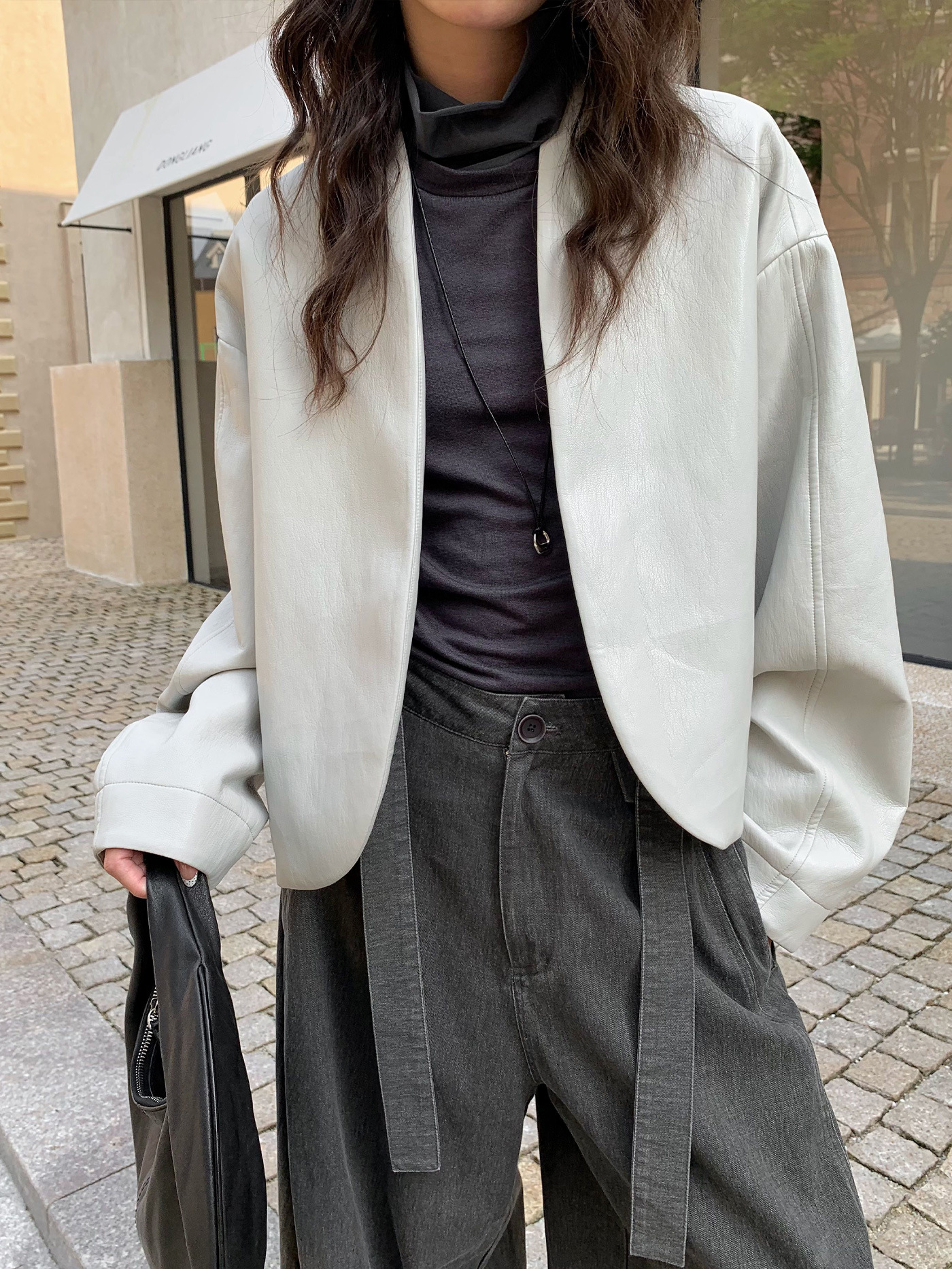 レディースカジュアルファッション 上品ノーカラー合成レザージャケット