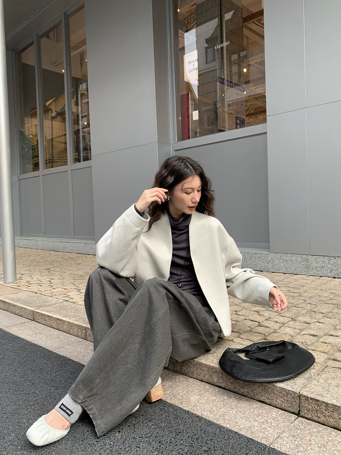 レディースカジュアルファッション 上品ノーカラー合成レザージャケット