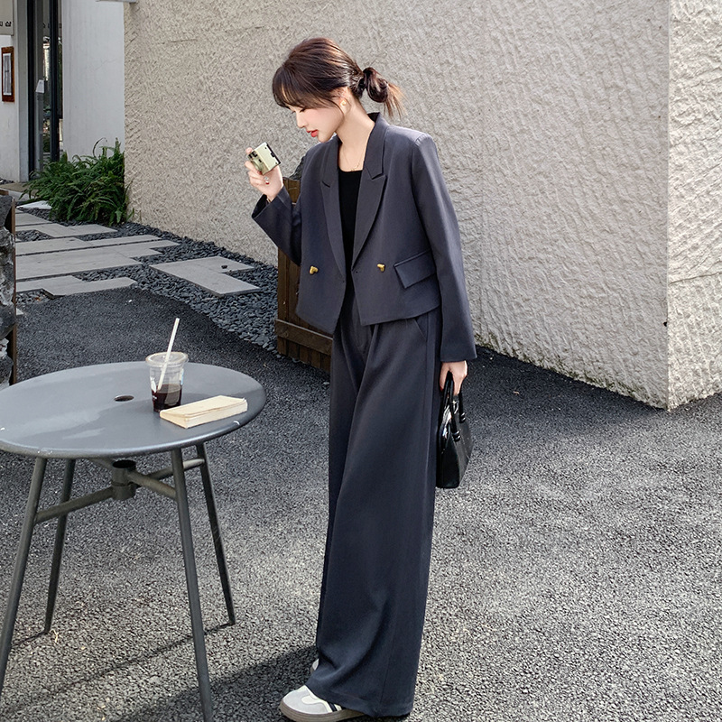 レディースカジュアルファッション 大人のきちんと見えダブルジャケットパンツセットアップ