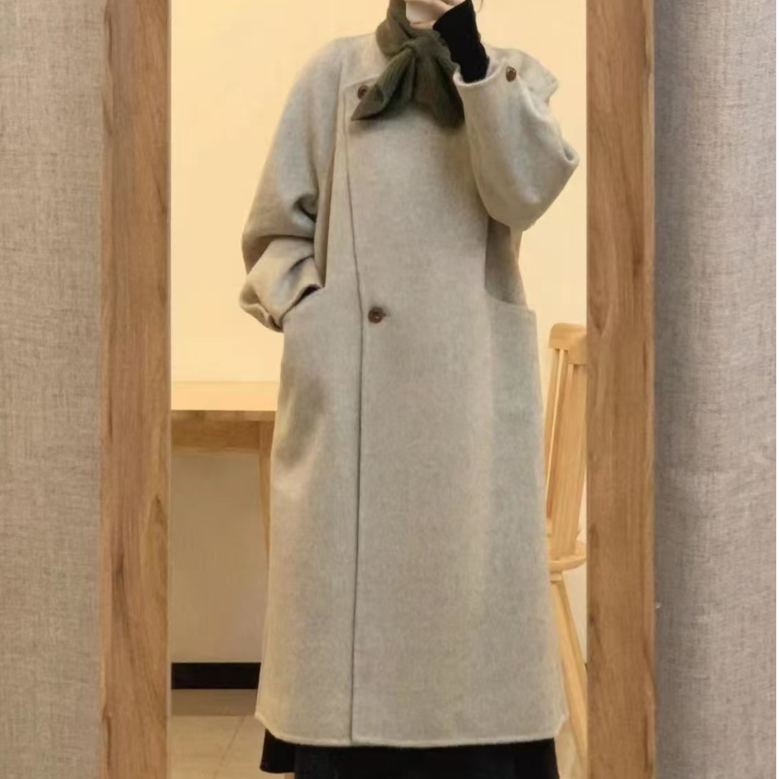 【レディースカジュアルファッション】上品ニュアンス×洗練ミニマル｜大人のこなれ感をつくる中丈メルトン風コート