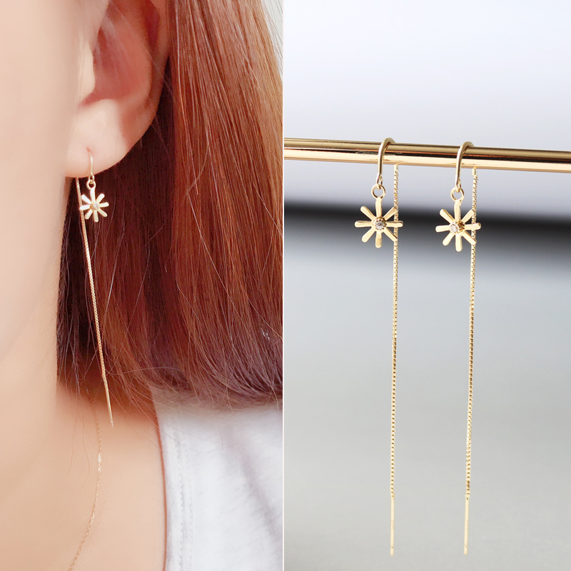 レディースピアス 星花モチーフ揺れるロングチェーンピアス