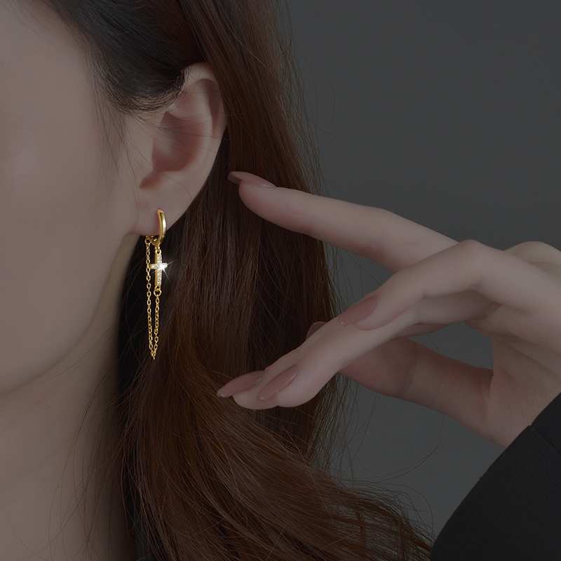 レディースピアス 十字架チャーム付き細身フープピアス