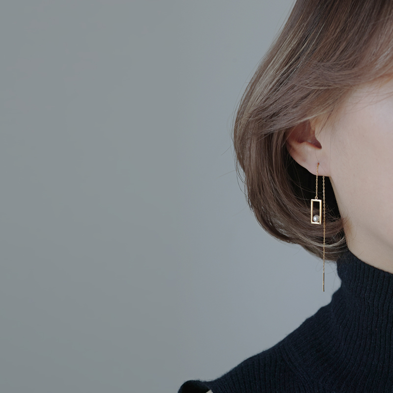 レディースピアス 長方形フレーム真珠付きチェーンピアス
