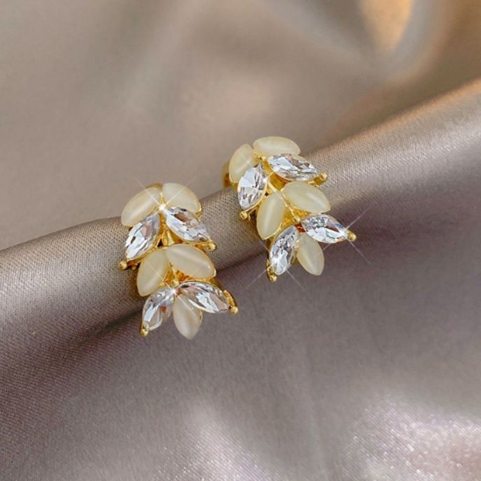 レディースピアス 華やか宝石デザイン小ぶりフープピアス