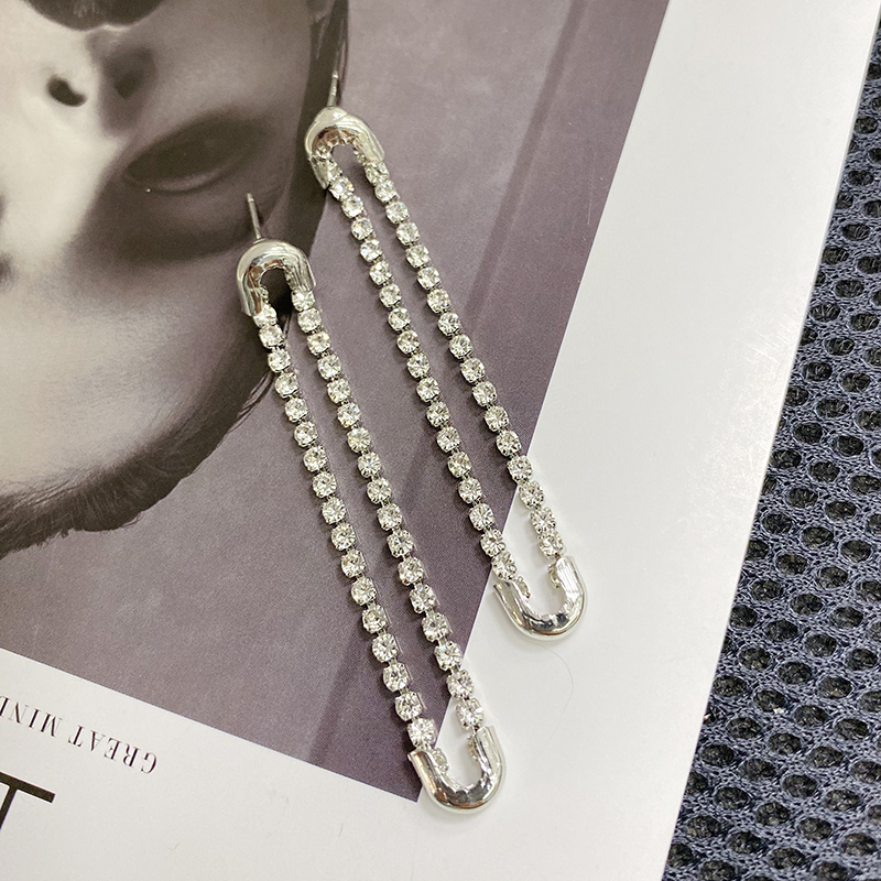 レディースピアス 安全針モチーフ輝石装飾垂れ下がり耳飾り