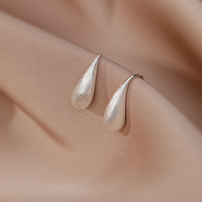 レディースピアス 滴型モチーフ曲線美フック型揺れるピアス