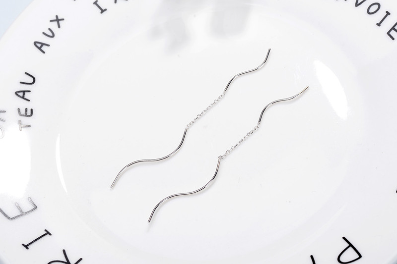 レディースピアス 流線型曲線チェーン揺れるピアス
