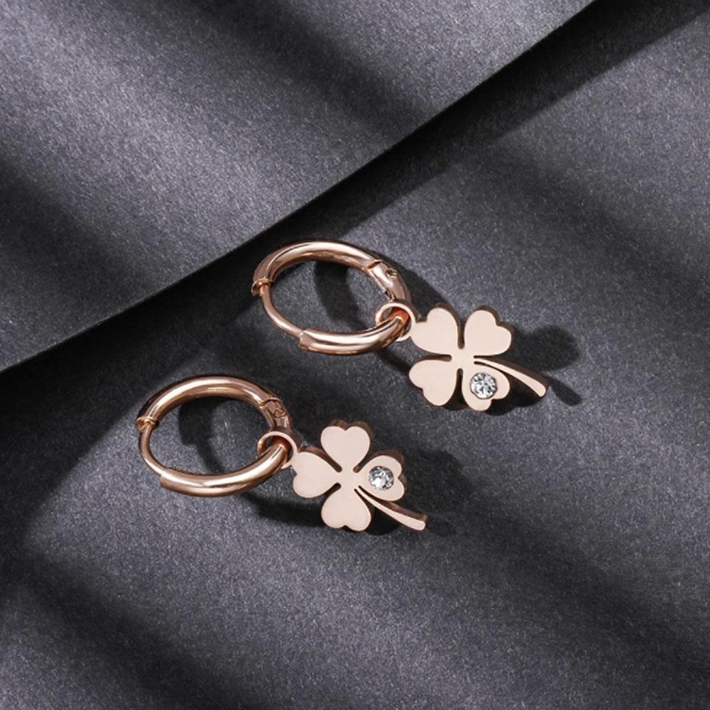 ピアスレディース 四つ葉のクローバー フープピアス 薔薇金 両耳用