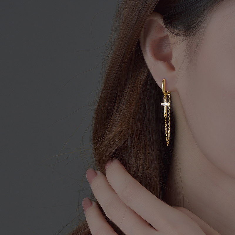 レディースピアス 十字架チャーム付き細身フープピアス