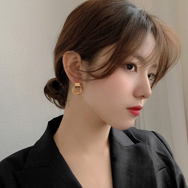 レディースピアス 多重サークル幾何学模様スタッドピアス