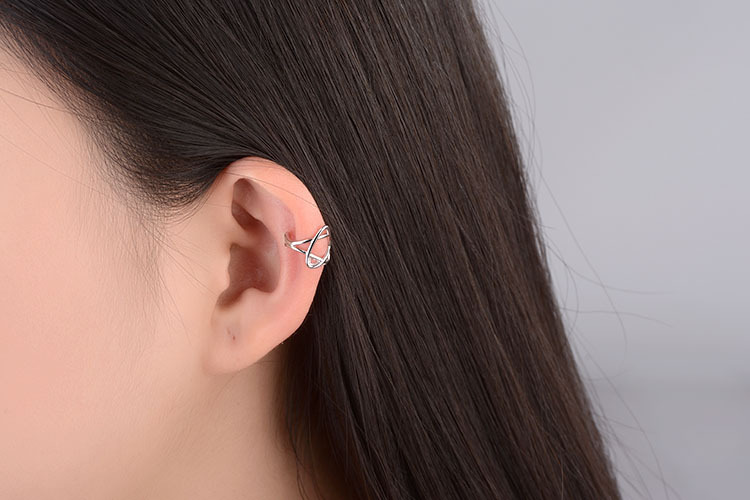レディースピアス 原子軌道モチーフ立体デザインイヤーカフ