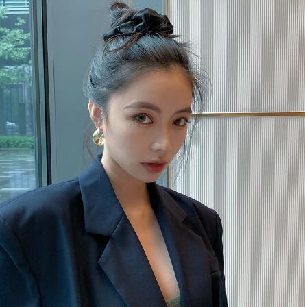 ピアスレディース 秋冬レトロ風フープピアス 美少女系アクセサリー
